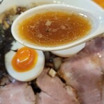 極汁美麺 umami - スープ