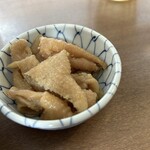 仙台中華そば 銘店嘉一 - 鶏皮。コリコリと絶品です。