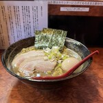 煮干しらーめん 渡辺商店 - 