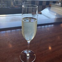 横浜瀬里奈 ステーキドーム - 