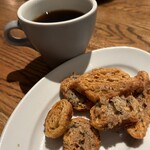 MORETHAN TAPAS LOUNGE - 