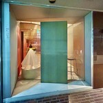 COMBLÉ - エントランスのデザイン