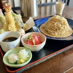胡々里庵 - 海老付き天せいろ、そば大盛り
