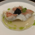 鮨 匠真 - キンキのポワレ　キャビア添え
