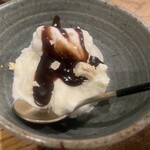 炭焼呑処 うまとら - バニラアイス