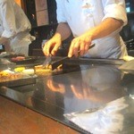 ニュー松坂 -  おいらのお肉が調理される