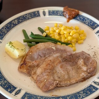 ステーキハウス 三喜屋_1