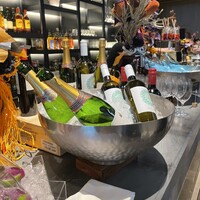 SAAWAAN BISTRO - 