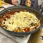 もみだれ焼肉 獅子楼 - 辛い時はチーズで