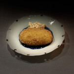 ステーキ 西洋料理 寛 - 北海道産蟹の贅沢クリームコロッケ