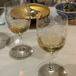 ステーキ 西洋料理 寛 - 魚介料理を白ワインで