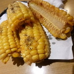 Kem Bou -  とうもろこしの唐揚げ350円