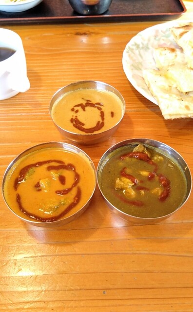 アグラ 須賀川店（AGRA）- 本格インドカレーで味わうスパイスの旅