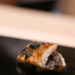 鮨 おとわ - "星鳗（はかりめ、=あなご）"