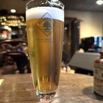 ジャズクラブダフネ - 生ビール：700円