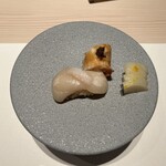 鮨のしはち - 帆立と蛸とべったら漬け