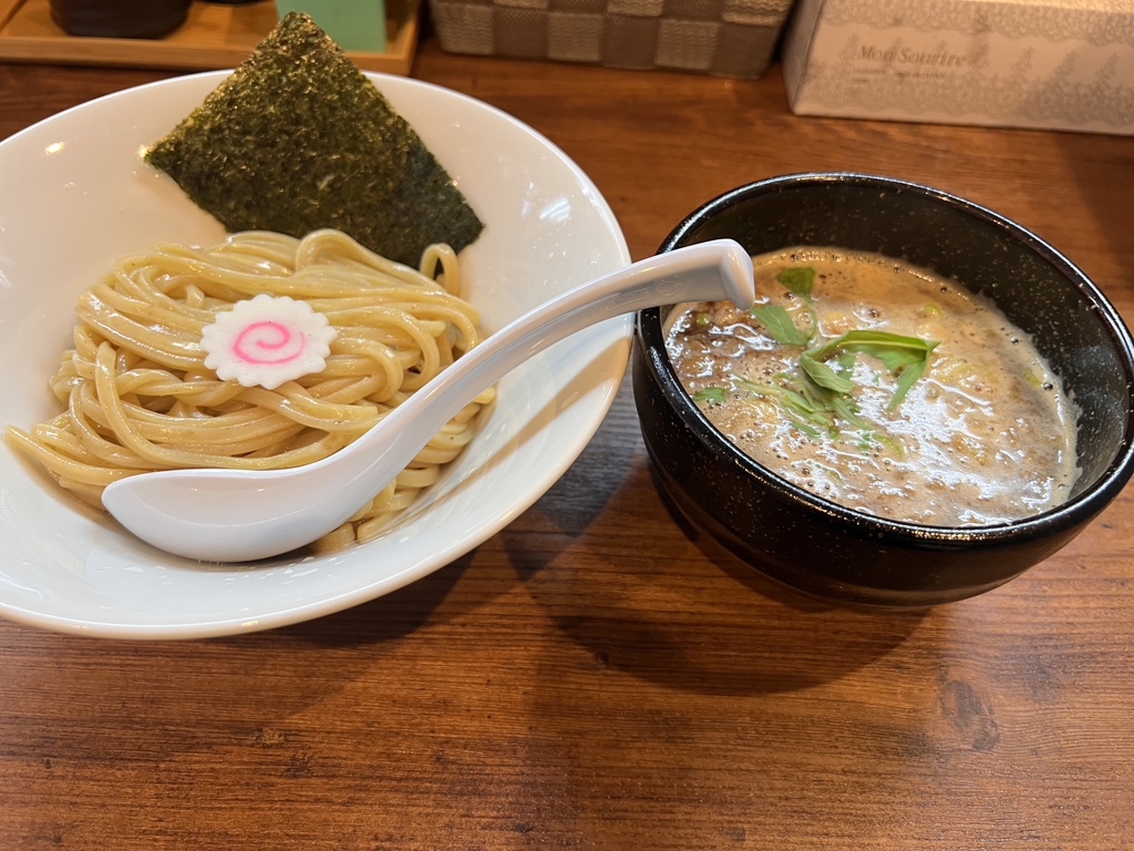 ツケメンラッキー in 大阪府大阪市 - Apple Maps
