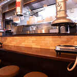 焼肉ホルモン 広味園 - カウンター