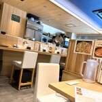 だし処 つる松 - 店内