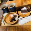 CAFE 雫 - とうふチーズケーキ&ガトーショコラ　ブレンドコーヒー
