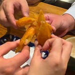 酒家 魚肉菜 虹晴れ - 春巻きで乾杯。