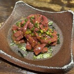 もつ焼 塩田屋 - ハツユッケ