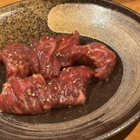ホルモン焼肉 富や 栄店 - 