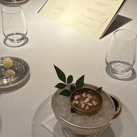 レ セゾン - サービスの最初の一皿