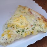 マックスバリュ - 料理写真:カルボナーラピザ 200円☆(第一回投稿分②)