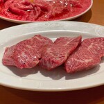 炭火焼肉ホルモン まるは - 