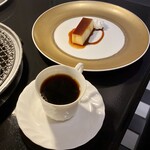 やきにく 高倉 - ランチサービスのコーヒー・プリン