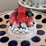 BASCULE - タルト・オ・フリュイ(680円)