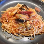 pasta屋 ケンしろう - 漁師風トマト（海老、タコ、ムール貝）　拡大