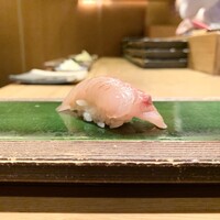 柳橋きたろう場内 - カンパチ