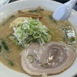 こってりらーめん誉 - 味噌ラーメン　中盛り　1,100円