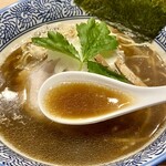 煮干し百式 葉琉 - 純・煮干しそば　スープ