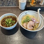 スパイス・ラー麺 卍力 行徳店 - 