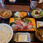 肴菜や - 刺身定食