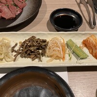 近江うし 焼肉 にくTATSU 青山本店 - これは嬉しい