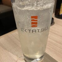 近江うし 焼肉 にくTATSU 青山本店 - ビール乾杯、レモンサワーはオヤジの特権