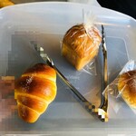 トリュフベーカリー - 塩パンはマストですが