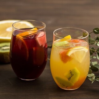 ワインやオリジナルサワーなど豊富バー限定ドリンクもアリ！