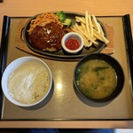 やよい軒 - 料理写真: