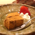 日本料理 吟 - ベルギー産生チョコレートのわらび餅アップ