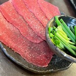 焼肉 小川 - タン先　¥770