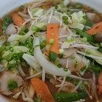 喜楽 -  豚菜ラーメン醤油大盛り（730円）