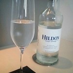 ユニック - 2014.5.ランチ。イギリスのお水。炭酸がとーっても細かくて美味しい！