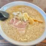 ラーメン酒場 天狗 - 燕三条ラーメン（にんにく）