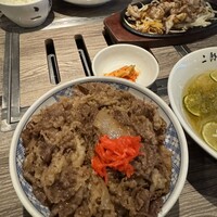 焼肉&手打ち冷麺 二郎 KANAYAMA - 