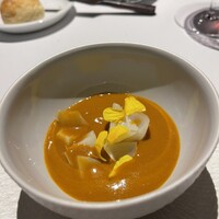 Restaurant Bellustar - 百合根と海老のスープです。濃い海老のスープが百合根のえぐさを消しています。